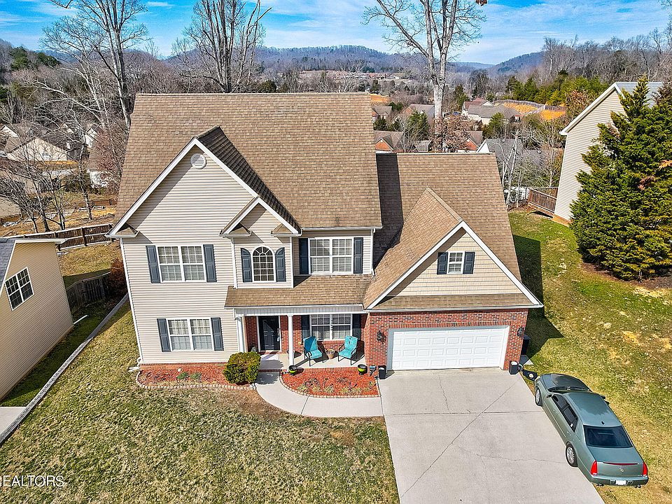 1st image of 3023 Oakleigh Township Dr
