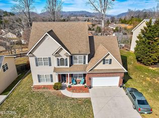 3023 Oakleigh Township Dr, Knoxville, TN 37921