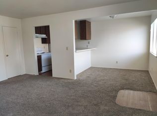 2070 Bechelli Ln #31, Redding, CA 96002