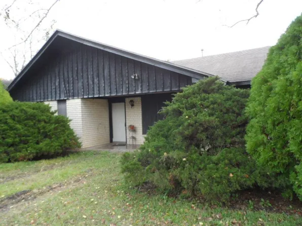4717 17th St, Bacliff, TX 77518