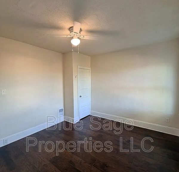 758 Saville Ave — Photo 13