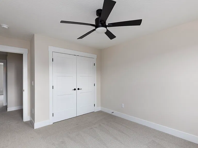 2817 SW 24th Ln — Photo 7