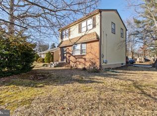 201 Deptford Rd, Glassboro, NJ 08028