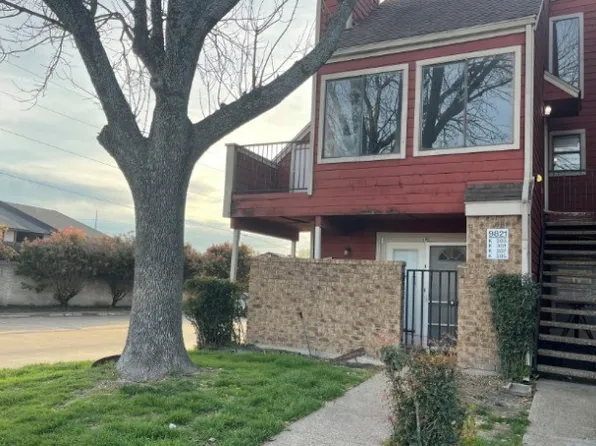 9821 Walnut St #205, Dallas, TX 75243