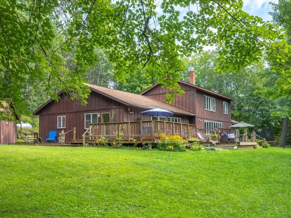 898 River Shore Ln, Amery, WI 54001