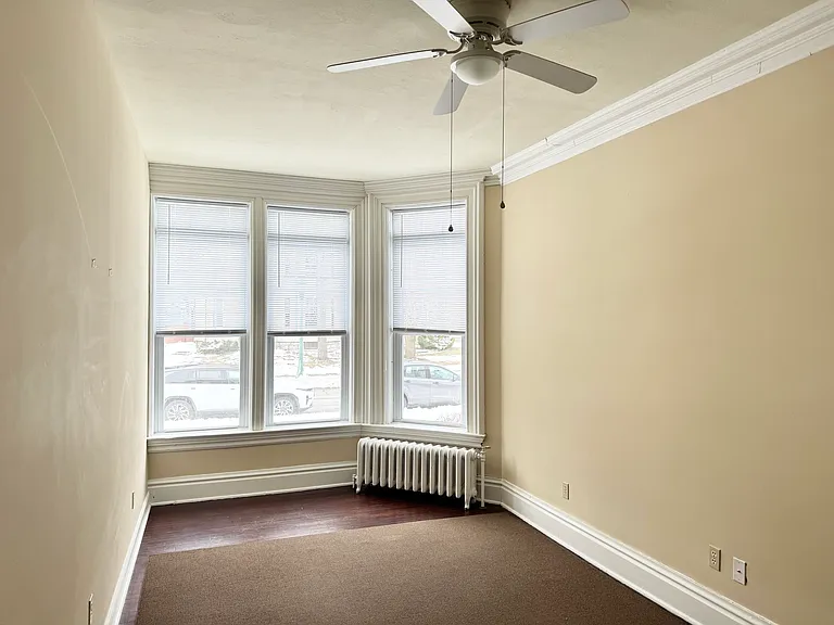 149 Keyes Ave — Photo 1
