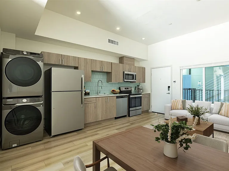 4233 Kansas Street — Photo 25
