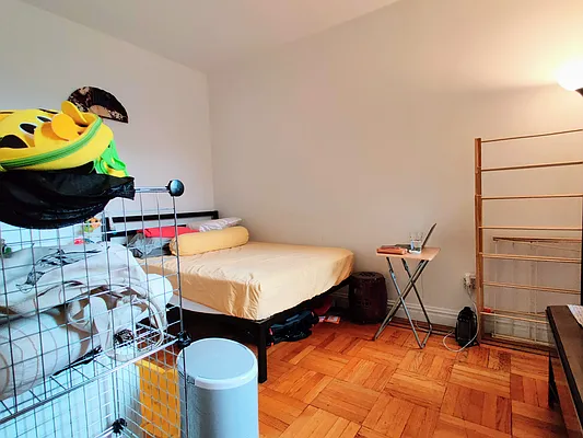 Rented by The Crest Group | media 25