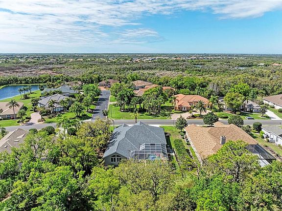 2nd image of 2337 Little Country Rd