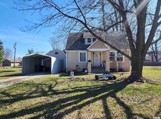 225 N Van Buren St, Blandinsville, IL