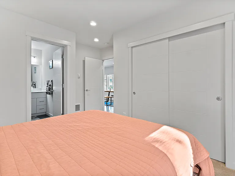 3420 Alamo Pl S — Photo 14