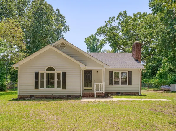2677 N Shiloh Rd, Garner, NC 27529