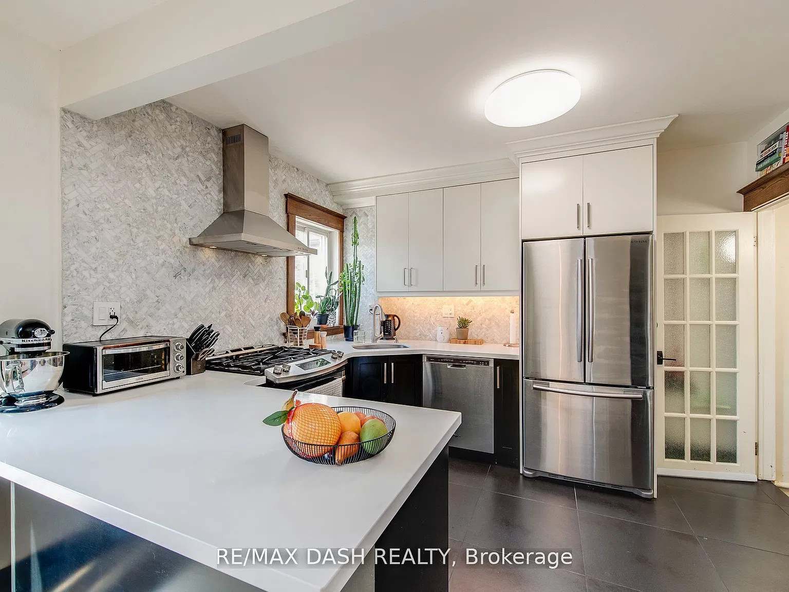 4 bed, $4,350 — Photo 4
