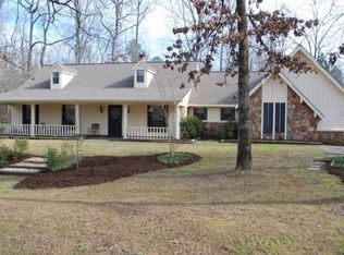 417 Kimberly Dr, Columbus, MS 39702