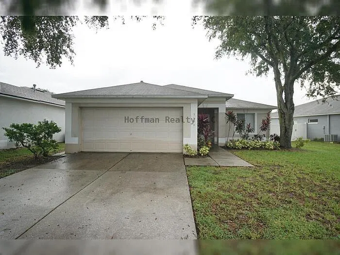 3 bed, 2.0 bath, 1290 sqft, $2,150 — Photo 4