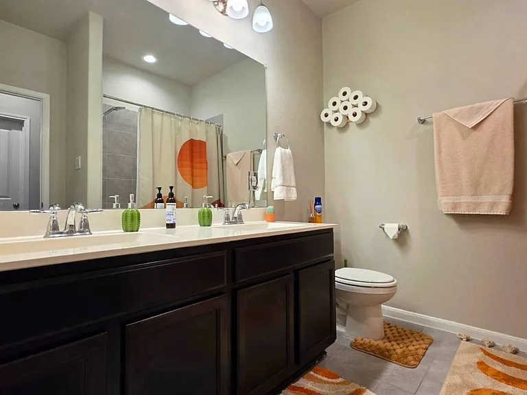 Lancer Cir — Photo 36