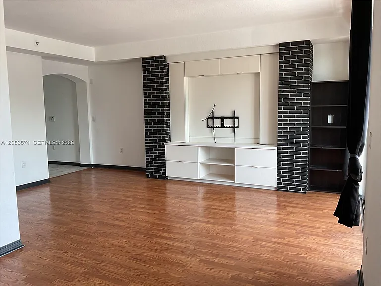 8936 W Flagler St #204 — Photo 19