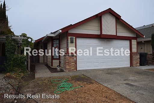 1st image of 1338 Hidalgo Cir
