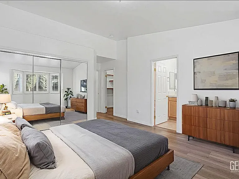 11528 Indian Hawthorne St — Photo 21