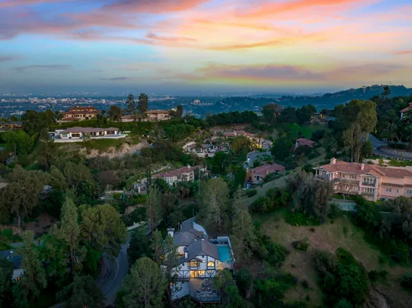 3711 Via Serrano Ave, La Canada Flintridge, CA 91011