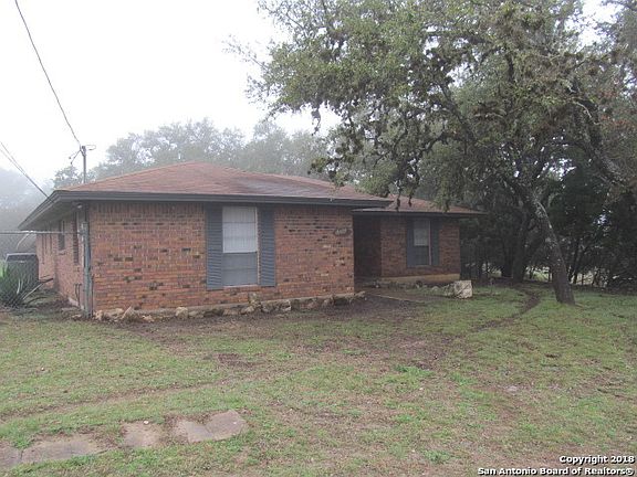 2nd image of 1557 Blueridge Dr