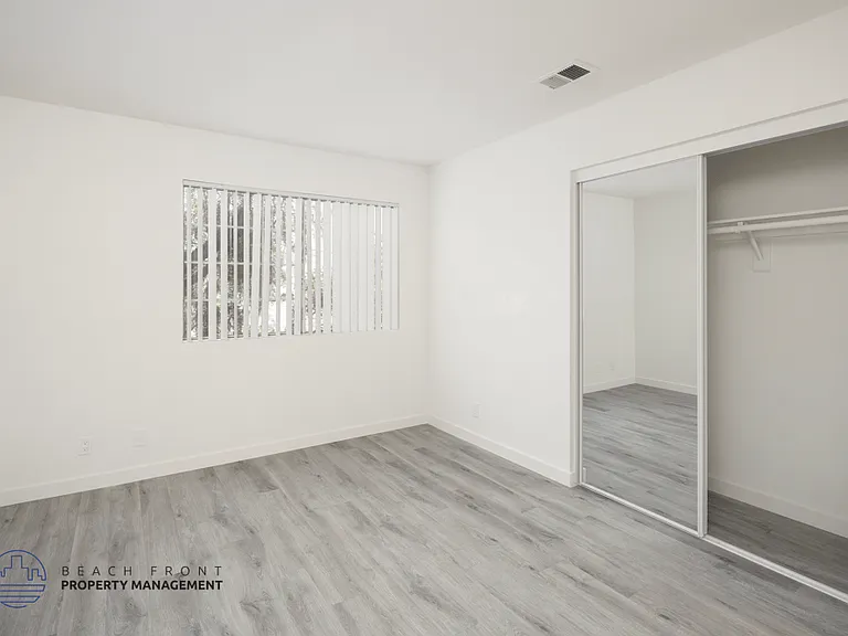 875 N. Olive St. — Photo 15