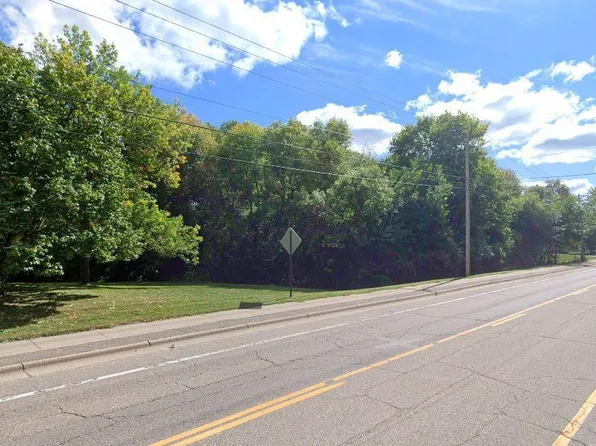 Douglas Dr N, Minneapolis, MN 55422