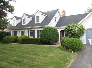 1042 Crabapple Dr, State College, PA 16801