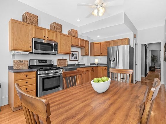 5th image of 595 E 4th St #1