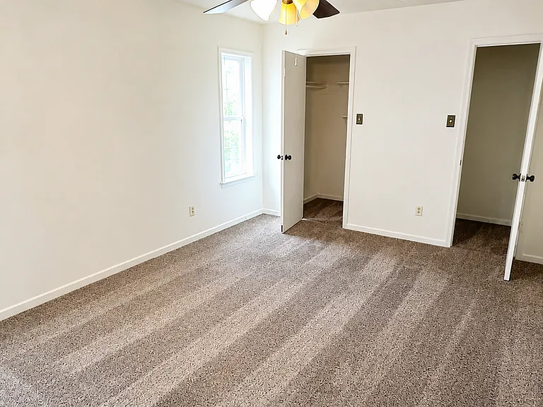 1702 Topaz Rd — Photo 10