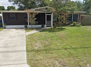 275 W Seminole Dr, Venice, FL 34293