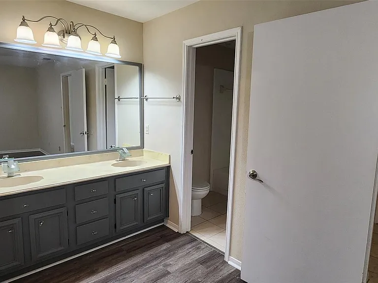 15215 Ensenada Dr — Photo 13