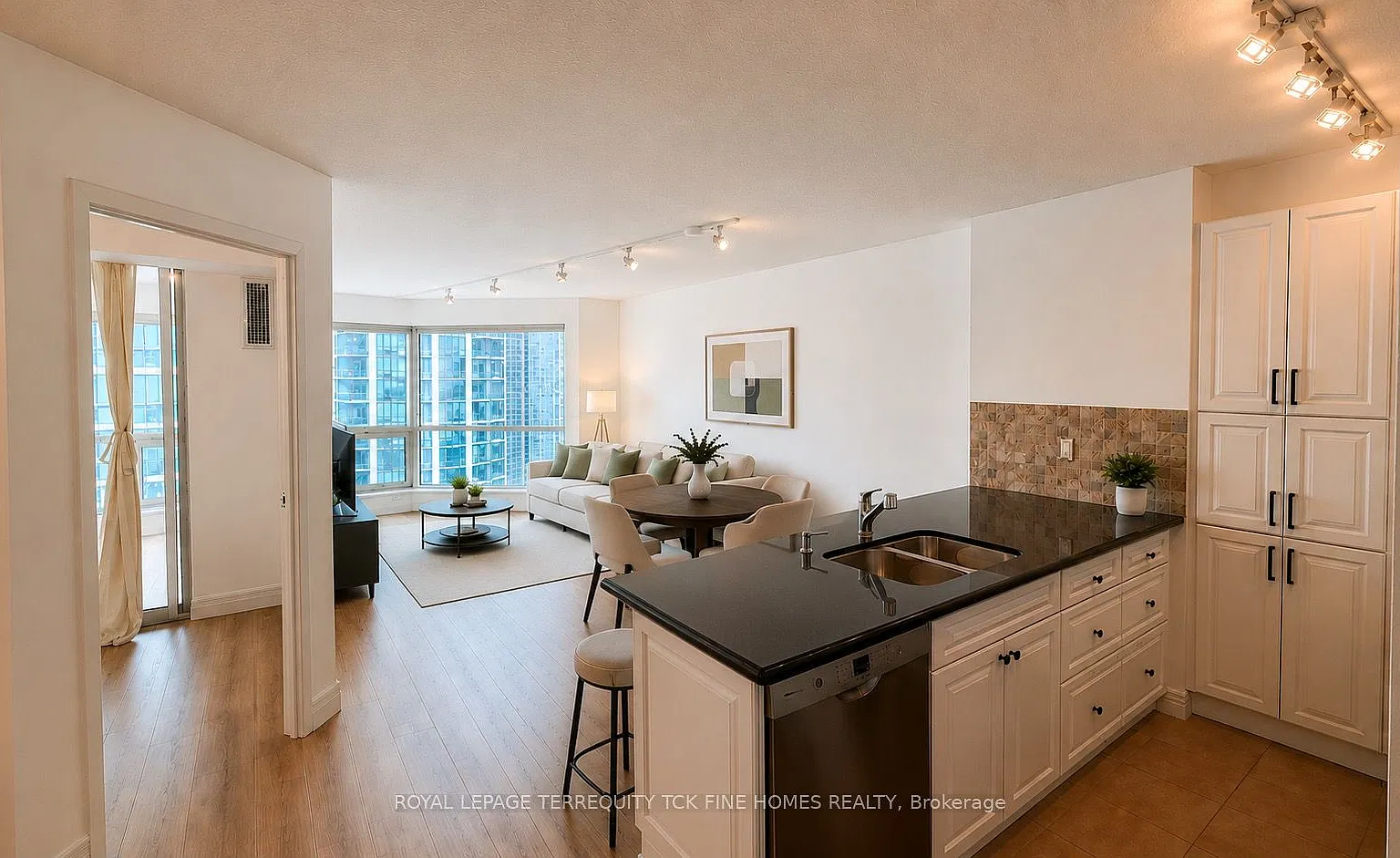 The Residences Of The World Trade Centre — Photo 2