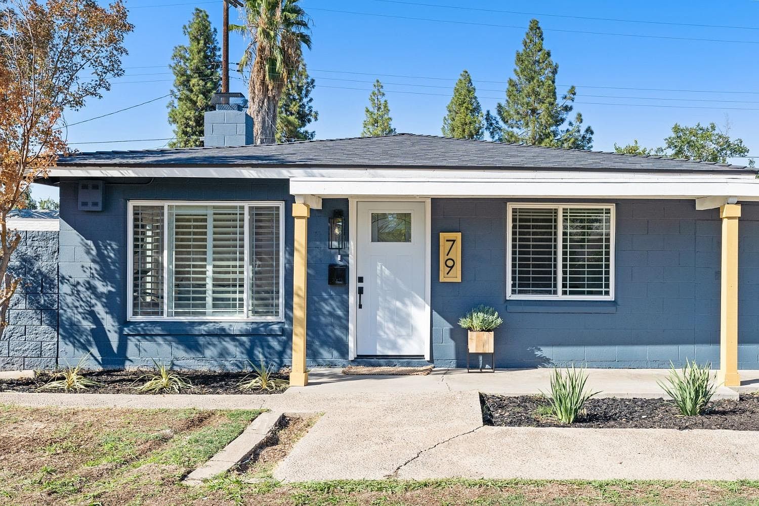 79 E Buckingham Way Fresno CA 93704 Zillow