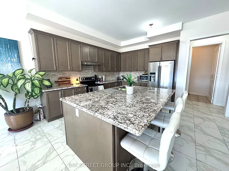 1003 Green St — Photo 6