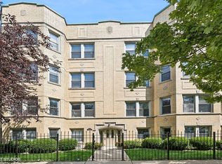 3402 W McLean Ave APT 2E, Chicago, IL 60647