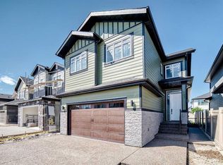 107 E West Grove Gate SW, Calgary, AB T3H4B4