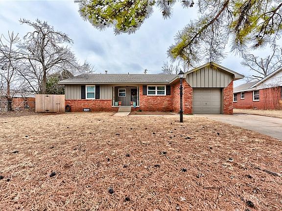 2nd image of 2708 Northampton Pl