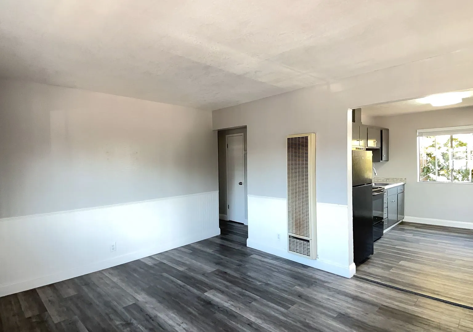 2 bed, 850 sqft, $2,200 — Photo 4