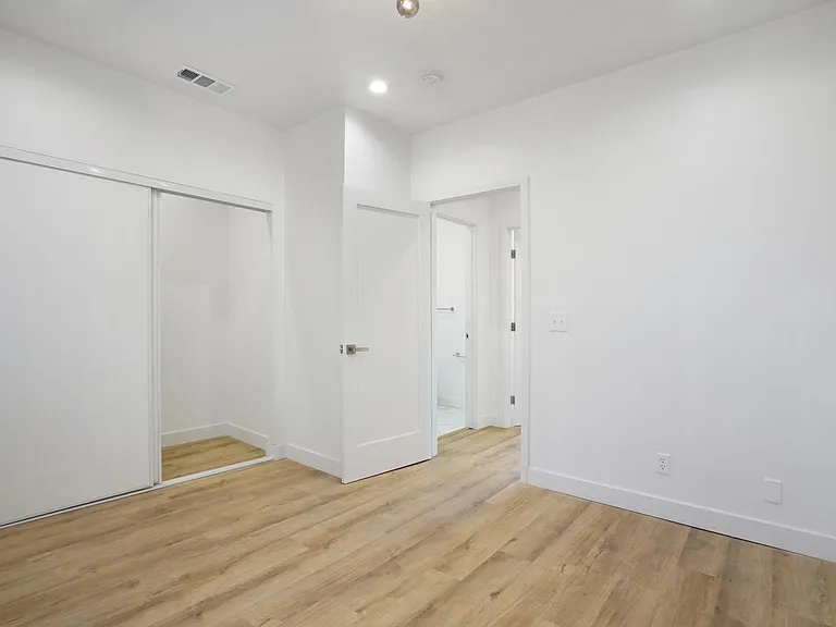 5121 Cimarron St — Photo 10