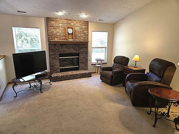 5th image of 116 N Furlong Dr