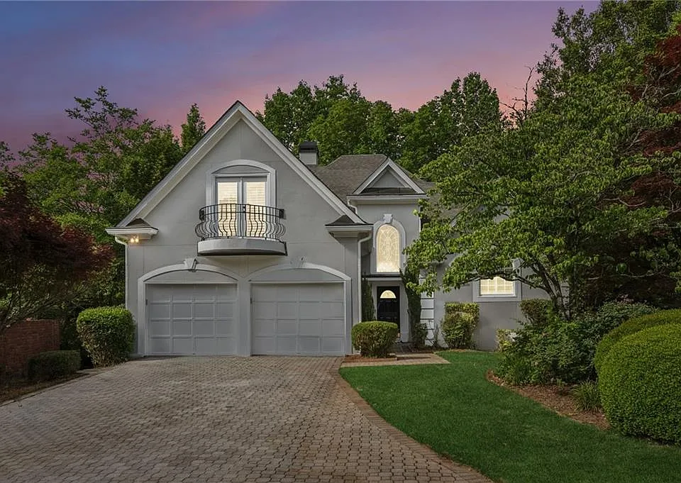 4217 Wieuca Overlook NE