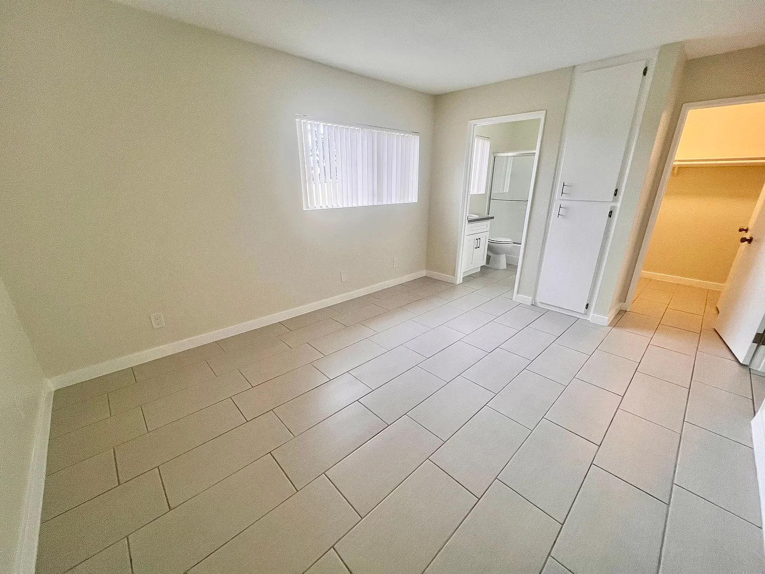 Columbus Apartments — Photo 4
