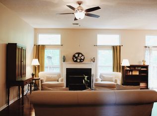 32 Saint Albans Rd, Irmo, SC 29063