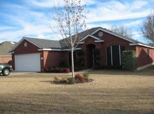 1303 Cypress Trl, Taylor, TX 76574