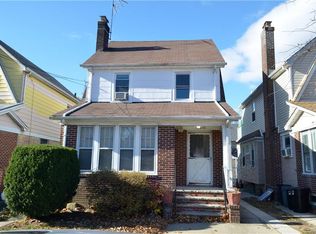 104-40 200th St, Saint Albans, NY 11412