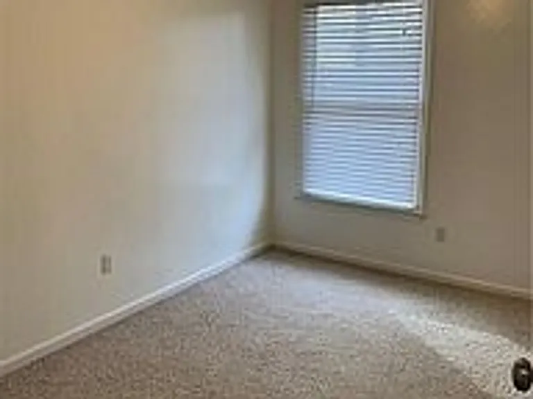 4307 Manchester Ln — Photo 21