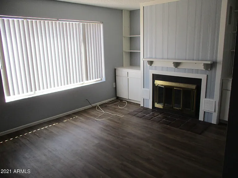 6014 S College Ave — Photo 4