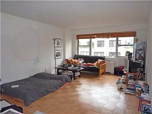 Rented by Anchor Associates | media 3