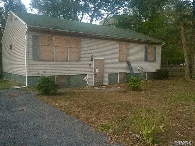 1st image of 121 Norfleet Ln